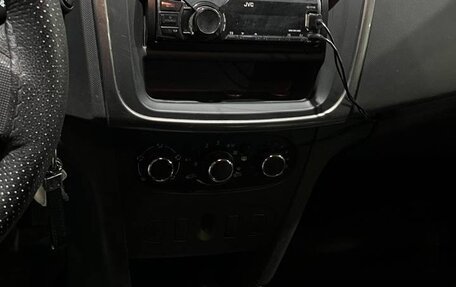 Renault Logan II, 2016 год, 460 000 рублей, 5 фотография