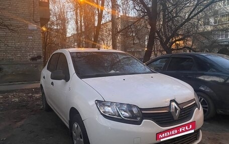 Renault Logan II, 2016 год, 460 000 рублей, 2 фотография