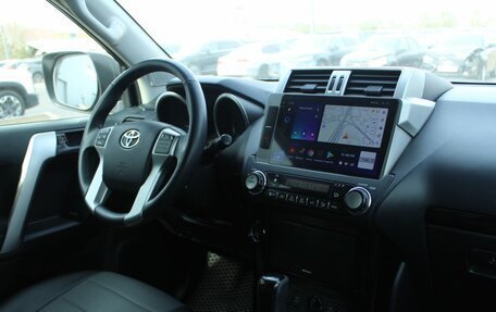 Toyota Land Cruiser Prado 150 рестайлинг 2, 2015 год, 3 900 000 рублей, 7 фотография