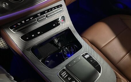 Mercedes-Benz E-Класс, 2021 год, 4 707 000 рублей, 7 фотография