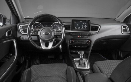 KIA cee'd III, 2018 год, 1 730 000 рублей, 8 фотография