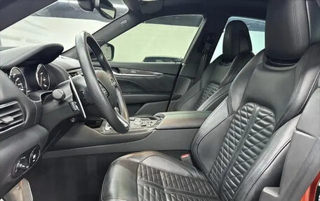 Maserati Levante I, 2021 год, 5 540 000 рублей, 10 фотография