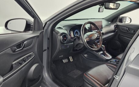 Hyundai Kona I, 2021 год, 1 910 000 рублей, 5 фотография