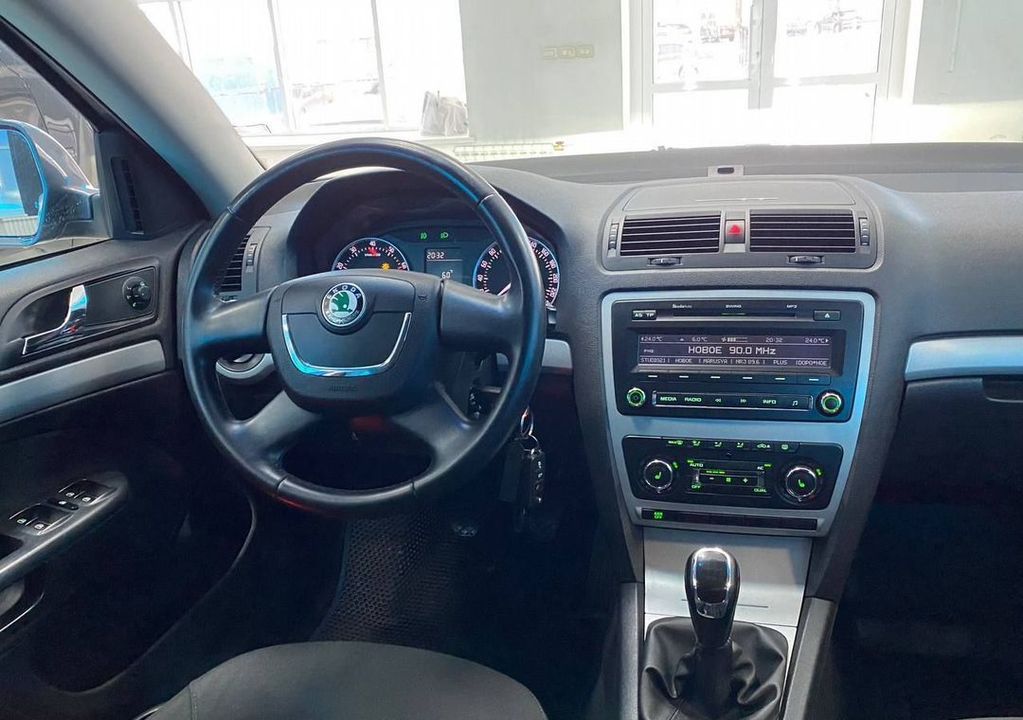 Skoda Octavia, 2012 год, 1 029 000 рублей, 9 фотография