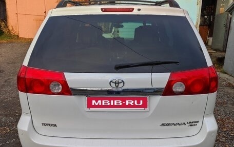 Toyota Sienna II рестайлинг, 2005 год, 1 400 000 рублей, 2 фотография