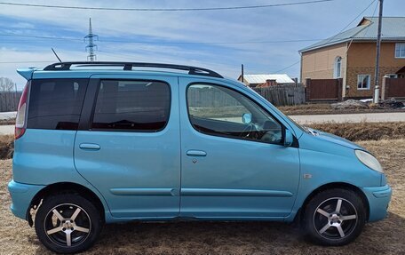 Toyota FunCargo, 2002 год, 500 000 рублей, 2 фотография
