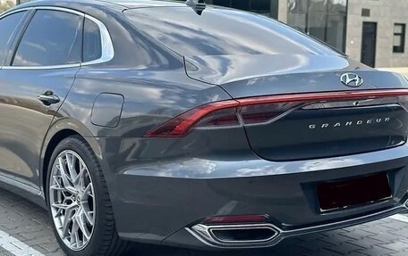 Hyundai Grandeur, 2021 год, 3 000 000 рублей, 4 фотография