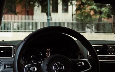 Volkswagen Polo VI (EU Market), 2011 год, 1 500 000 рублей, 5 фотография