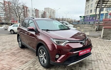 Toyota RAV4, 2018 год, 2 670 000 рублей, 1 фотография