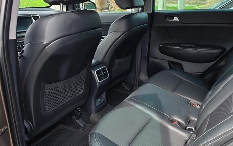 KIA Sportage IV рестайлинг, 2018 год, 2 250 000 рублей, 15 фотография