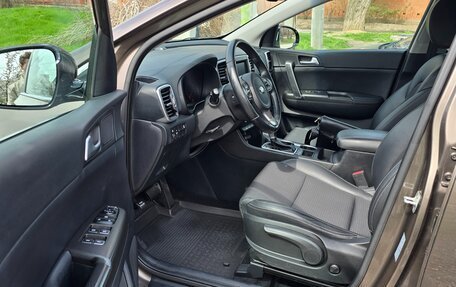 KIA Sportage IV рестайлинг, 2018 год, 2 250 000 рублей, 11 фотография
