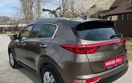 KIA Sportage IV рестайлинг, 2018 год, 2 250 000 рублей, 6 фотография