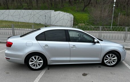 Volkswagen Jetta VI, 2014 год, 1 150 000 рублей, 2 фотография
