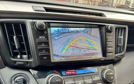 Toyota RAV4, 2018 год, 2 670 000 рублей, 2 фотография