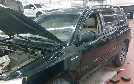 Toyota Highlander III, 2002 год, 706 000 рублей, 32 фотография