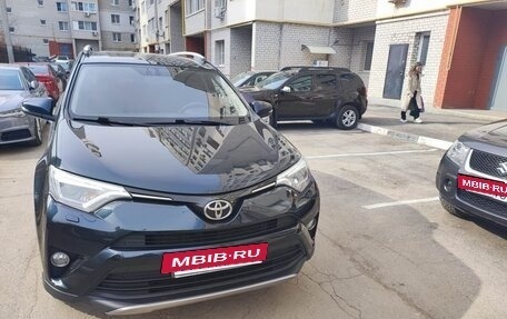 Toyota RAV4, 2017 год, 2 500 000 рублей, 2 фотография