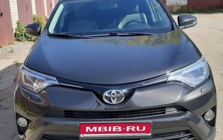 Toyota RAV4, 2015 год, 2 950 000 рублей, 1 фотография