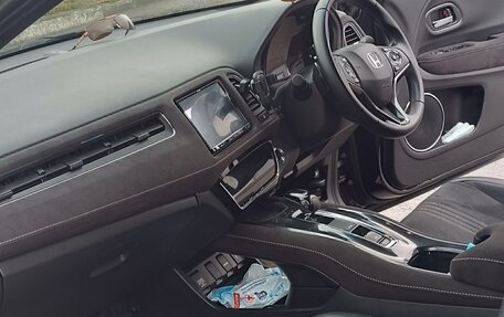 Honda Vezel, 2019 год, 2 200 000 рублей, 6 фотография