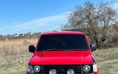 Mitsubishi Pajero III рестайлинг, 1993 год, 650 000 рублей, 2 фотография