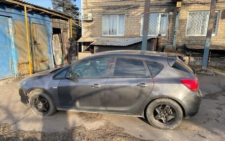 Opel Astra J, 2010 год, 411 000 рублей, 4 фотография