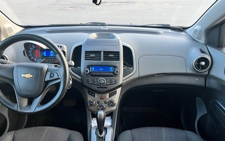 Chevrolet Aveo III, 2012 год, 999 999 рублей, 9 фотография