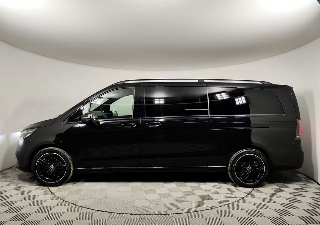 Mercedes-Benz V-Класс, 2024 год, 20 619 900 рублей, 2 фотография