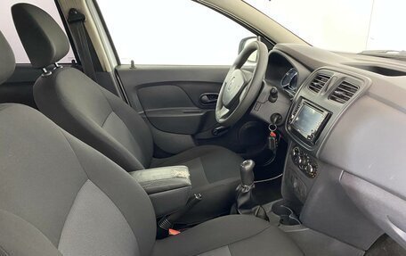 Renault Logan II, 2015 год, 399 000 рублей, 11 фотография