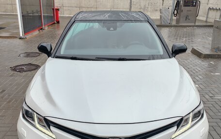 Toyota Camry, 2018 год, 3 150 000 рублей, 1 фотография