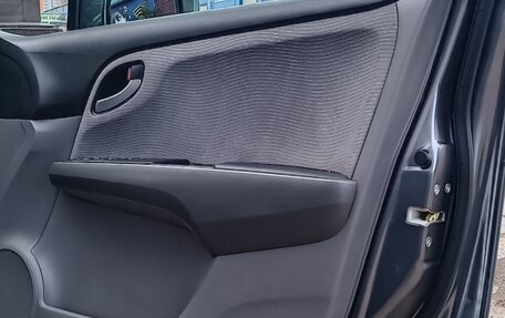 Honda Stream II, 2009 год, 1 250 000 рублей, 9 фотография