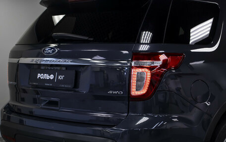 Ford Explorer VI, 2013 год, 1 985 000 рублей, 32 фотография