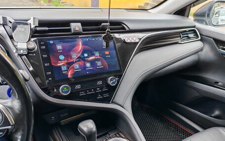 Toyota Camry, 2018 год, 3 150 000 рублей, 25 фотография