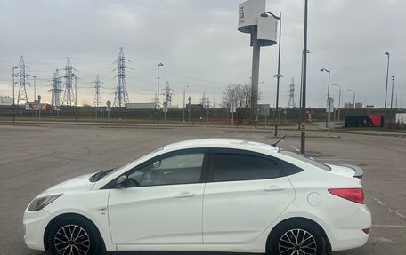 Hyundai Solaris II рестайлинг, 2013 год, 750 000 рублей, 13 фотография