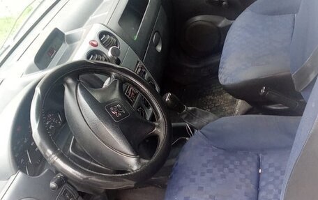 Peugeot Partner II рестайлинг 2, 2010 год, 500 000 рублей, 6 фотография