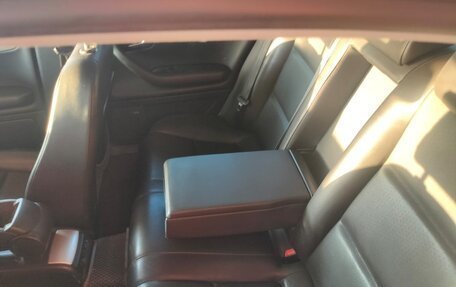 Audi A4, 2002 год, 690 000 рублей, 12 фотография