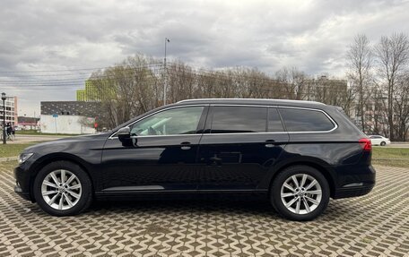 Volkswagen Passat B8 рестайлинг, 2018 год, 1 930 000 рублей, 4 фотография