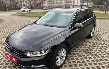 Volkswagen Passat B8 рестайлинг, 2018 год, 1 930 000 рублей, 5 фотография