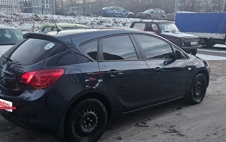 Opel Astra J, 2010 год, 690 000 рублей, 5 фотография