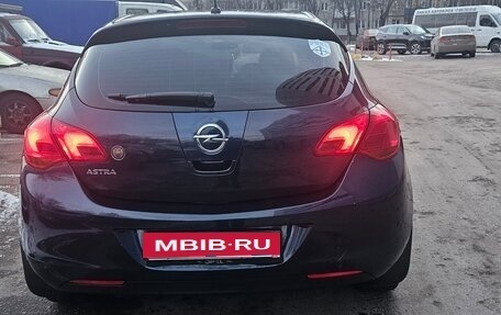 Opel Astra J, 2010 год, 690 000 рублей, 6 фотография