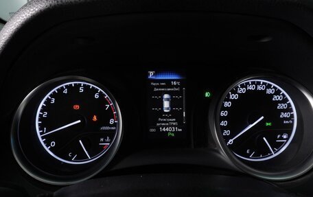 Toyota Camry, 2018 год, 2 650 000 рублей, 17 фотография