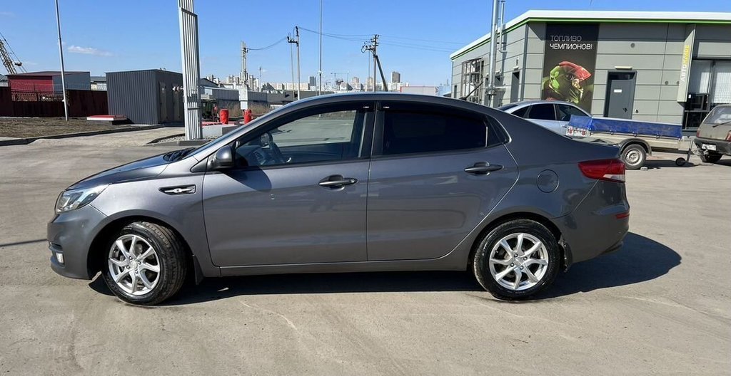 KIA Rio III рестайлинг, 2015 год, 895 000 рублей, 2 фотография