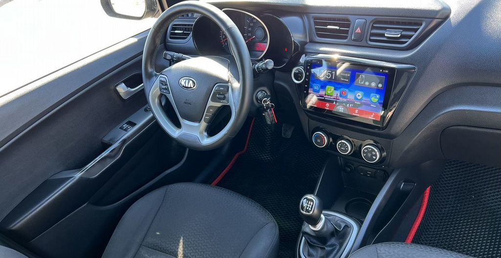 KIA Rio III рестайлинг, 2015 год, 895 000 рублей, 11 фотография