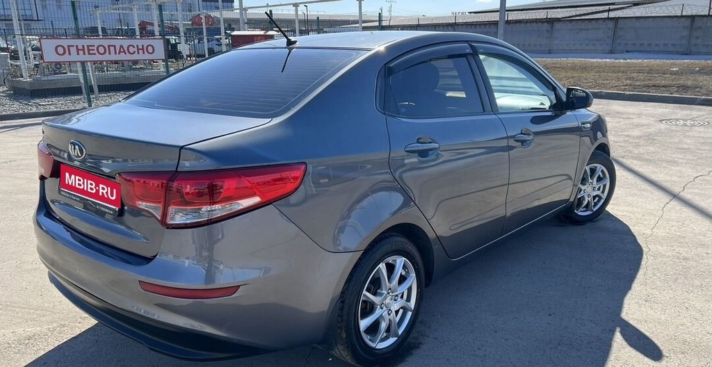 KIA Rio III рестайлинг, 2015 год, 895 000 рублей, 7 фотография