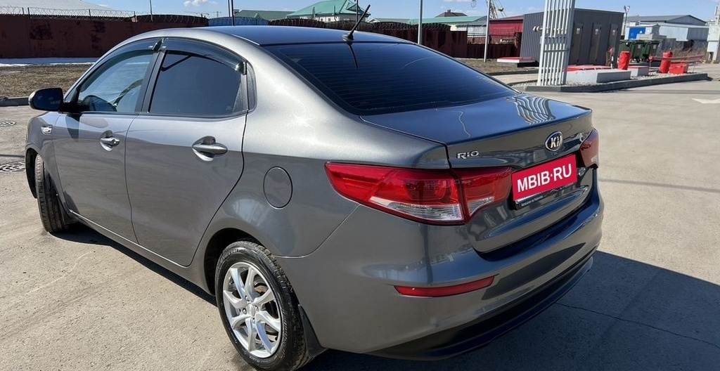 KIA Rio III рестайлинг, 2015 год, 895 000 рублей, 9 фотография