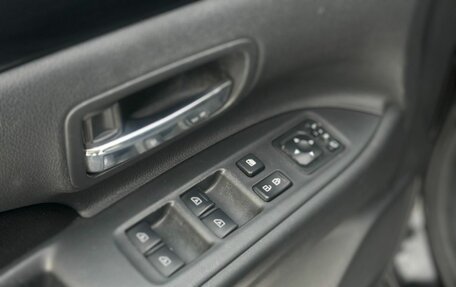 Mitsubishi Outlander III рестайлинг 3, 2018 год, 1 559 000 рублей, 14 фотография