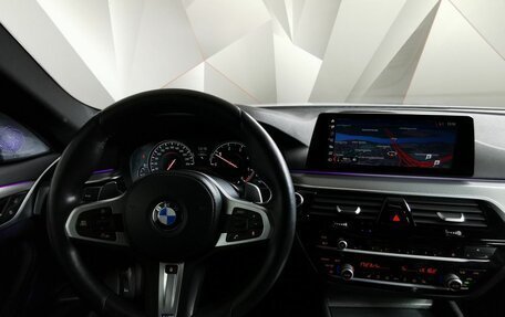 BMW 5 серия, 2018 год, 3 295 000 рублей, 10 фотография