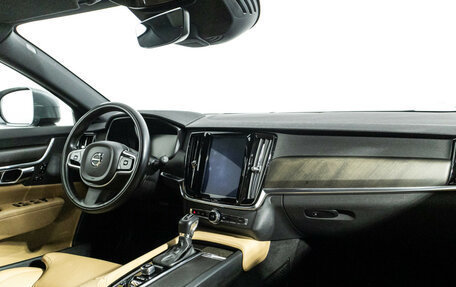 Volvo V90 Cross Country I рестайлинг, 2019 год, 3 769 000 рублей, 9 фотография