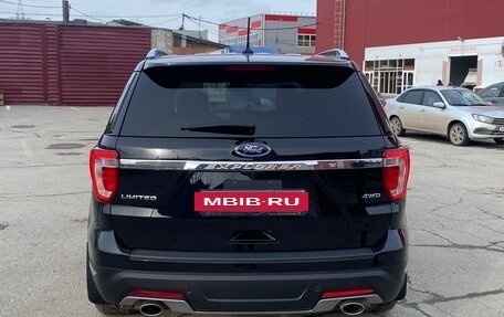 Ford Explorer VI, 2018 год, 2 999 900 рублей, 9 фотография