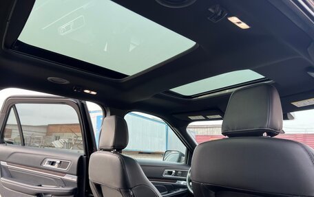 Ford Explorer VI, 2018 год, 2 999 900 рублей, 19 фотография