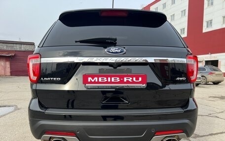 Ford Explorer VI, 2018 год, 2 999 900 рублей, 10 фотография