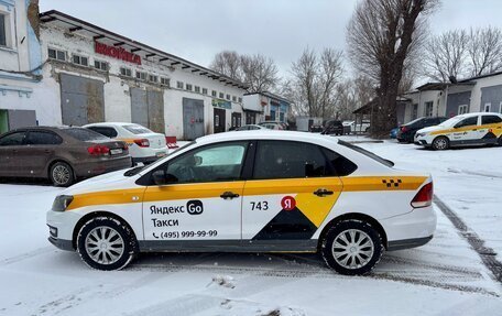 Volkswagen Polo VI (EU Market), 2016 год, 455 000 рублей, 2 фотография